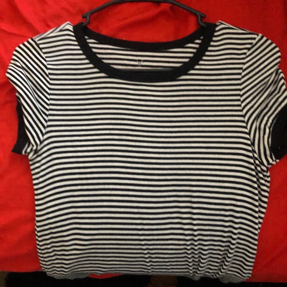 Short sleeve shirt